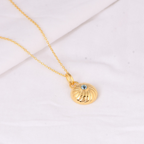 Aelia Round Pendant Necklace
