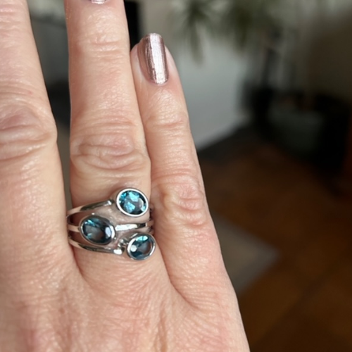 Azure pebble 3 stone ring - gold plated or sterling silver