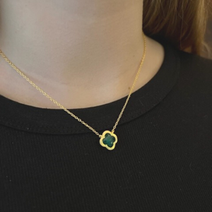 Sahara Small pendant necklace - 4 colours