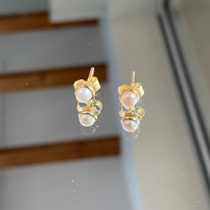 Azure Small Pearl Stud Earrings