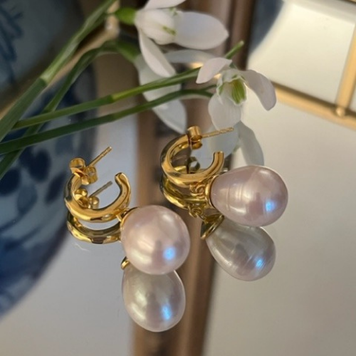 Wave Pendant Earrings - Gold Plated with Pearl
