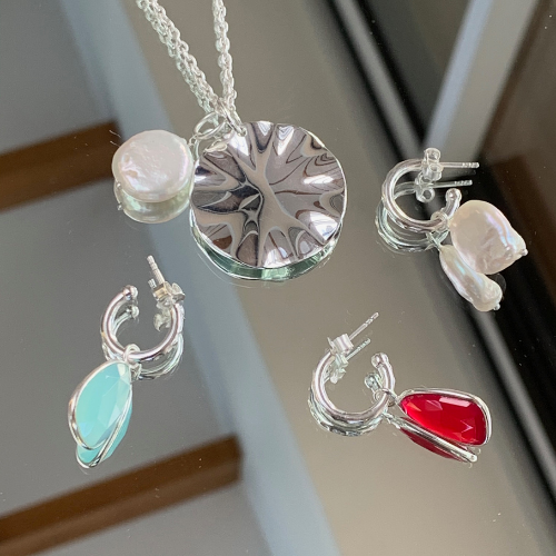 Wave and Pearl Pendant Necklace